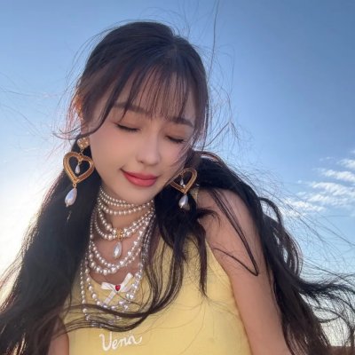 四月的女儿